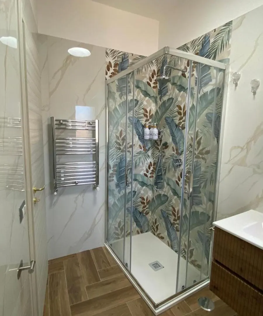 Betti Holiday House Naples Apartment