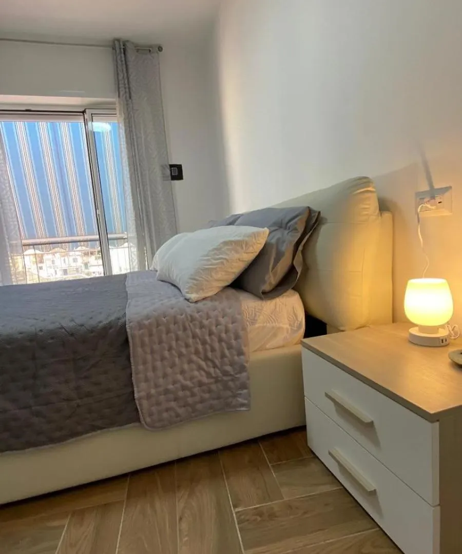 Betti Holiday House Naples Apartment