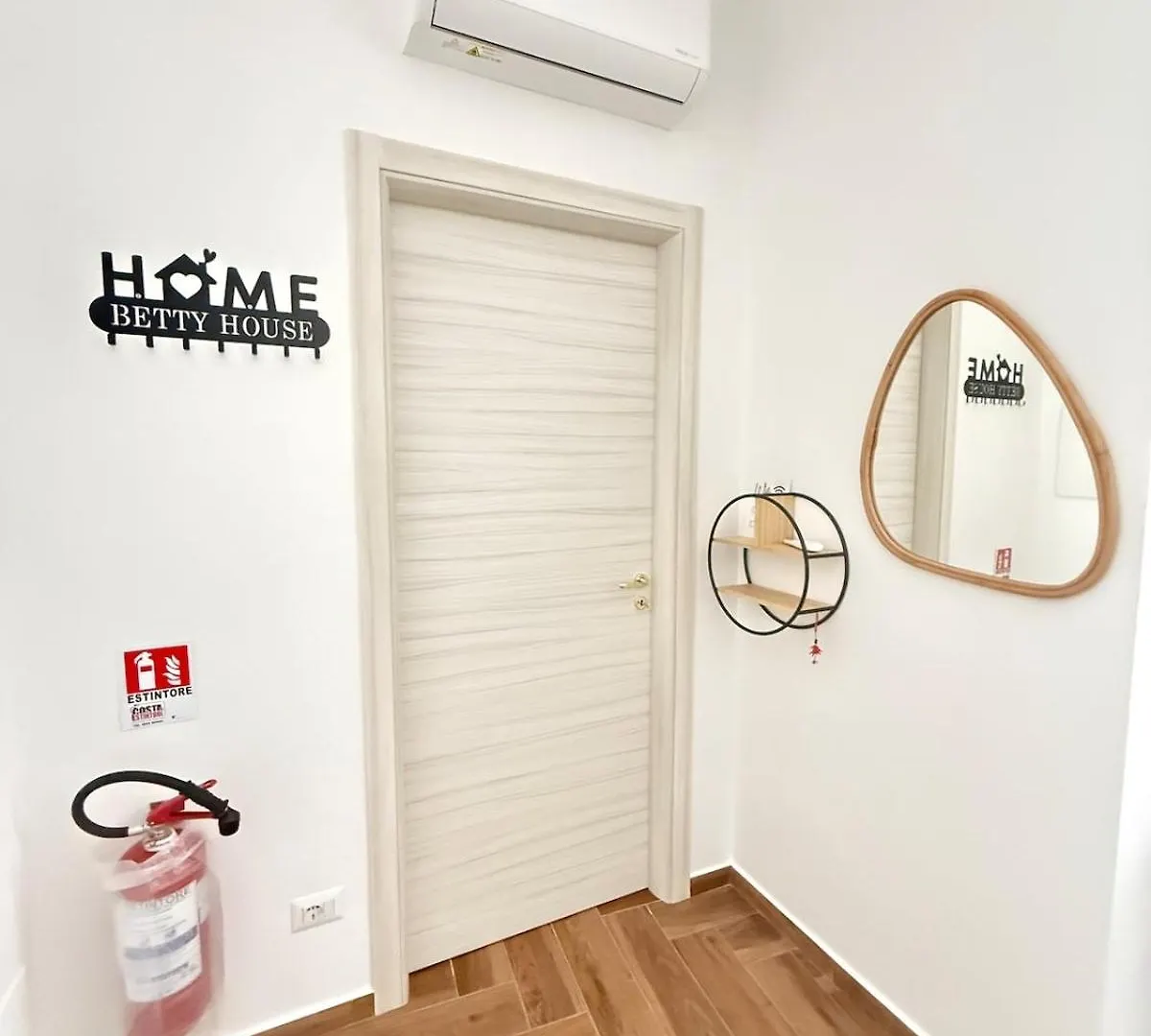 Betti Holiday House Neapel Italien
