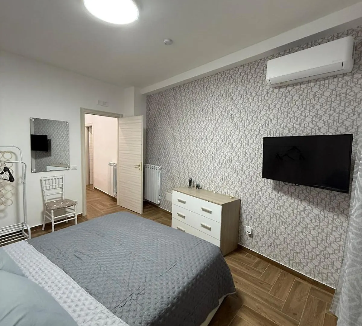 Betti Holiday House Neapel 0*,